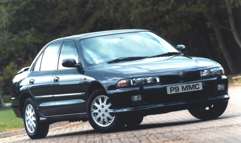 Mitsubishi Galant (siódma generacja; 1992-1996)