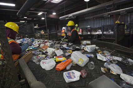 Prezydent Chin zapowiada walkę z odpadami
