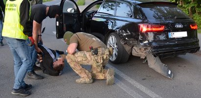 Uderzył w auto straży granicznej. Miał wyjątkowego pecha...