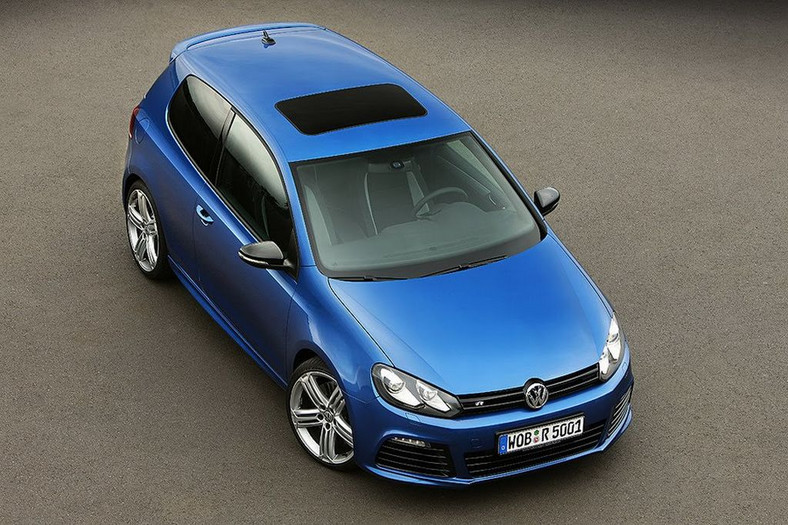 VW Golf R - Najgorętszy z Golfów ujawniony!