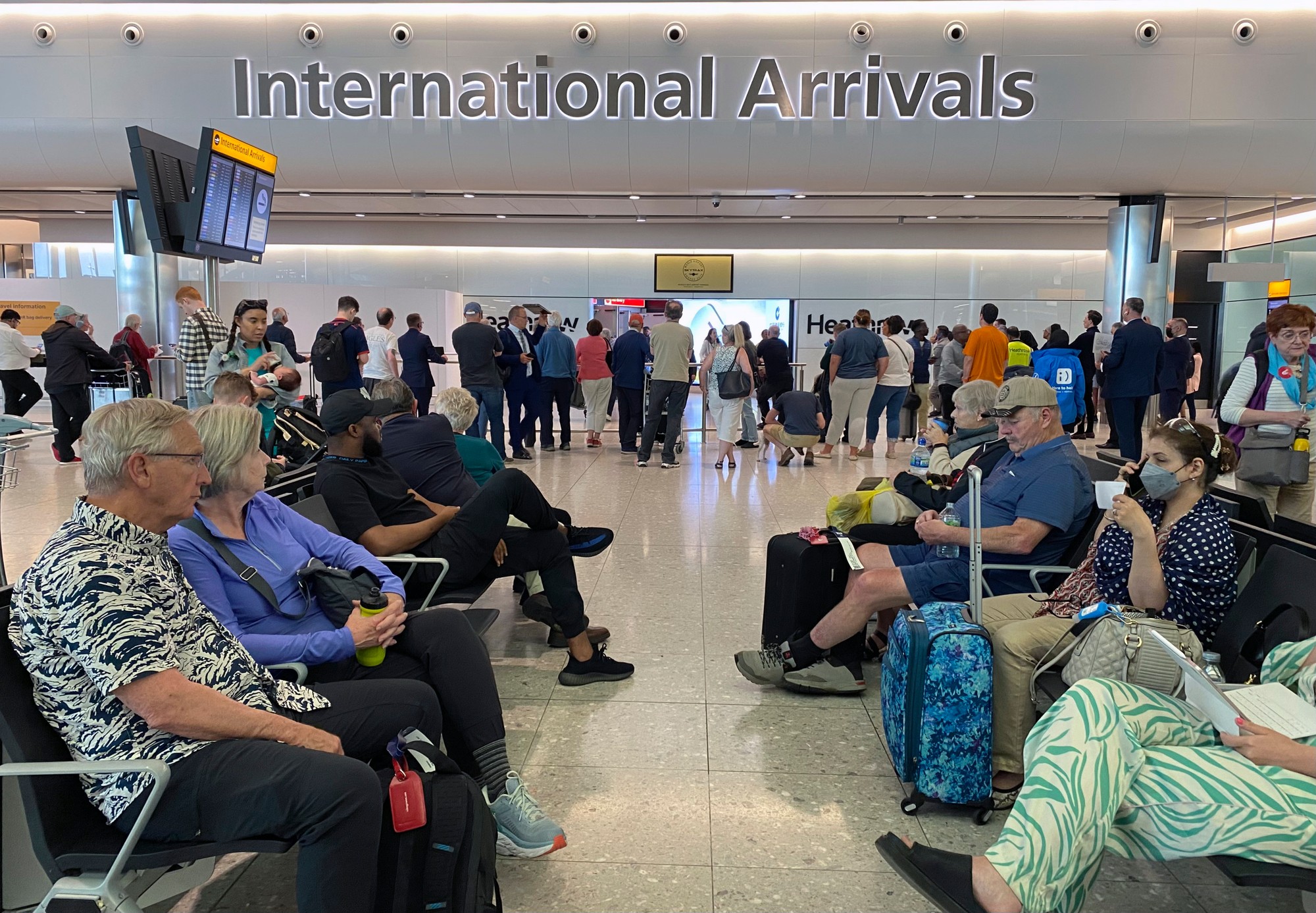 Meškania zasiahli londýnske letisko Heathrow.