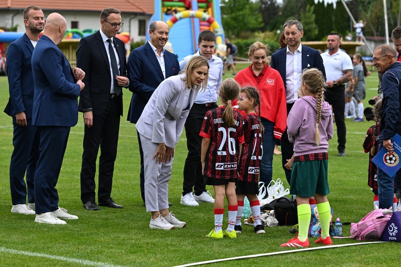 Pierwsze oficjalne wystąpienie Marty Nawrockiej. Zobacz, jak wypadła żona prezydenta RP