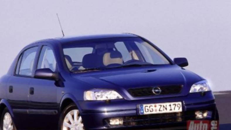 Opel Astra 1.6 16V Comfort Astra wreszcie na poziomie