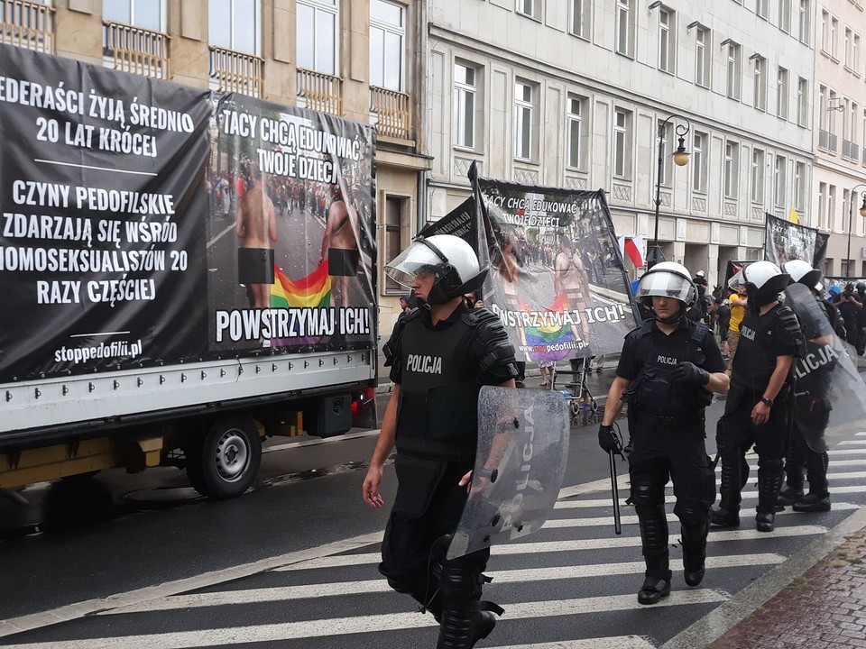 Marsz Równości w Poznaniu z kontrmanifestacją narodowców