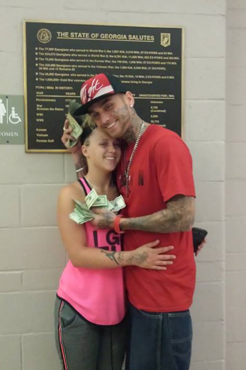 Pohvalili se pljačkom na Fejsbuku