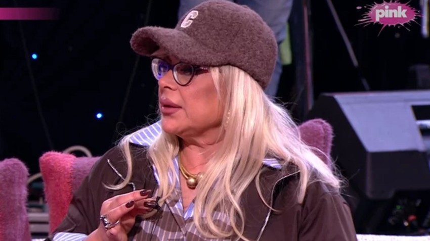 Marija Kulić stigla u emisiju u neočekivanom izdanju, pa dala poklon voditelju