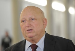 Kłótnia o zaproszenie Wałęsy. Oleksy wściekły na Millera