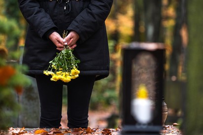 Nem mindegy, hogy bánat, vagy krónikus gyász emészti: így különböztetheti meg a kettőt