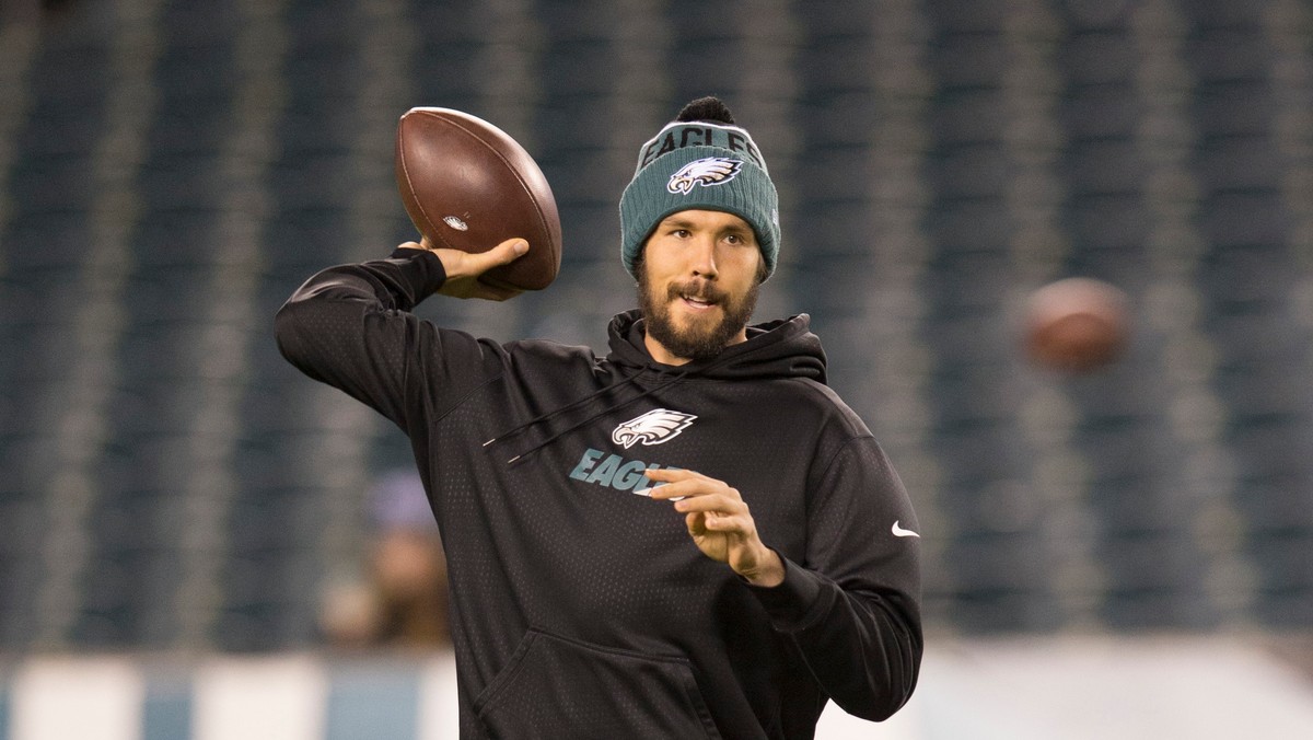 Portal tmz.com informuje, że futbolista amerykański Sam Bradford oświadczył się ukochanej. Wybranką zawodnika Philadelphia Eagles jest była golfistka Emma Lavy.