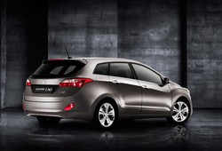 Taki jest nowy hyundai i30 kombi. Pierwsze zdjęcia