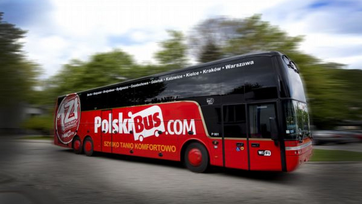 Do 16 miast w Polsce oraz czterech stolic europejskich: Berlina, Wiednia, Pragi i Bratysławy kursować będą autobusy PolskiBus.com należące do przewoźnika Souter Holdings Poland.
