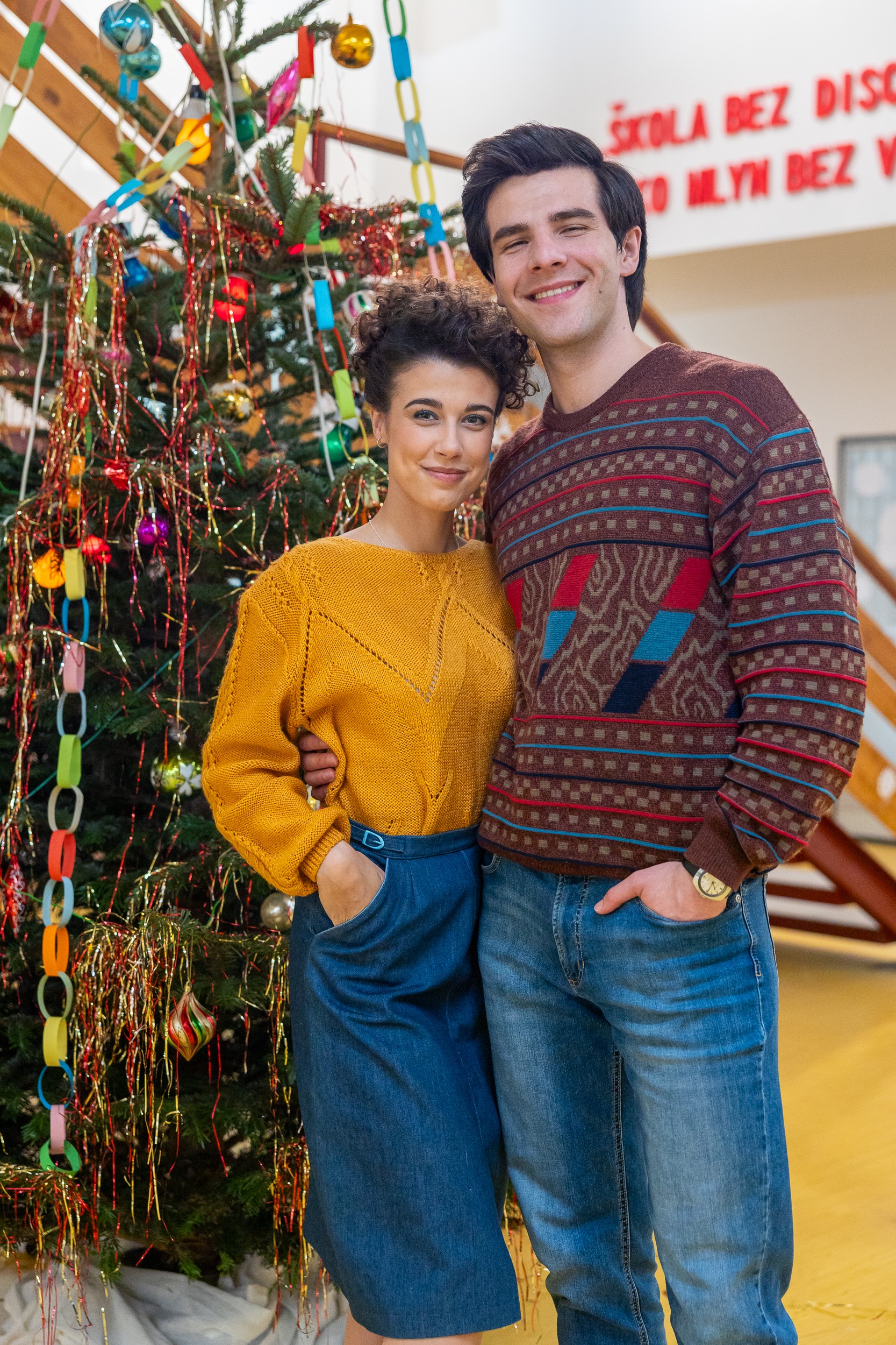 Vianočný špeciál seriálu Sľub - Adriána Brnčalová a Kristián Baran.