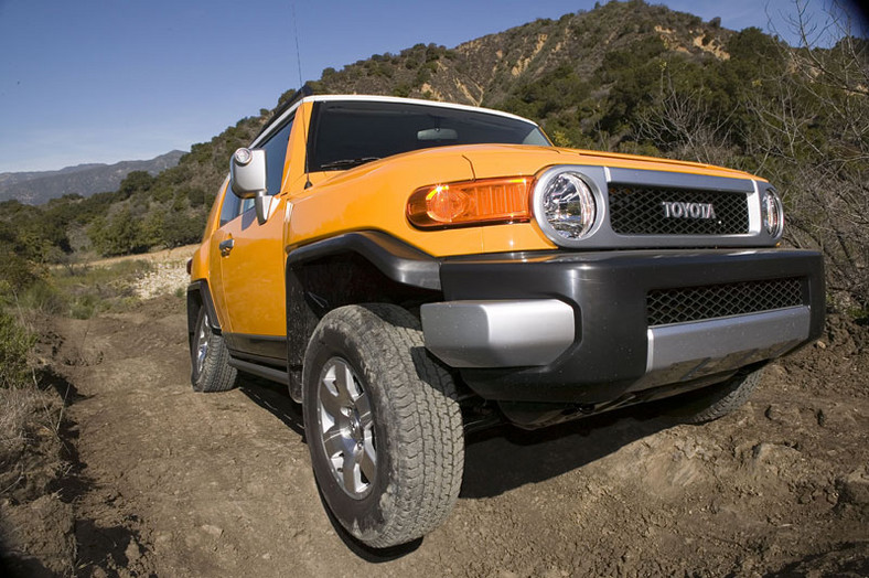 Toyota FJ Cruiser: zmodernizowany silnik dla modelu w stylu retro