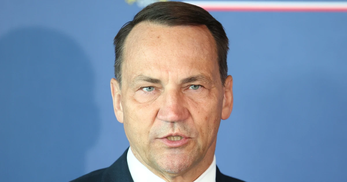Radosław Sikorski lashed out at Grzegorz Braun&#39;s speeches. "Some scoundrel."