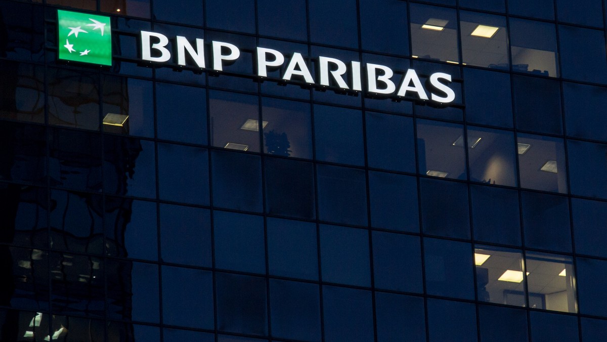 Oburzony klient zarzuca BNP Paribas, że zgubił 200 tys. złotych