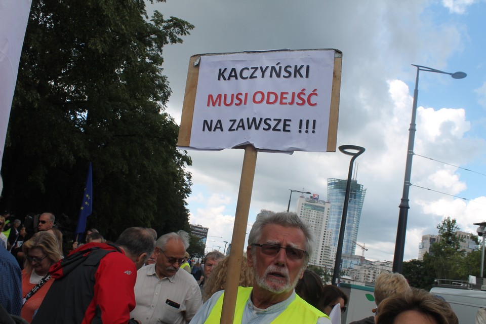 Manifestacja KOD w Warszawie