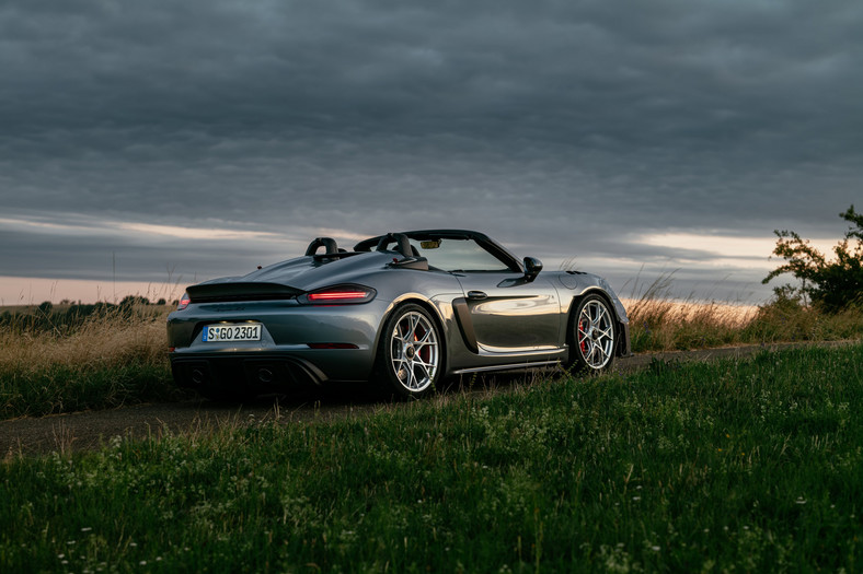 Porsche 718 Spyder RS