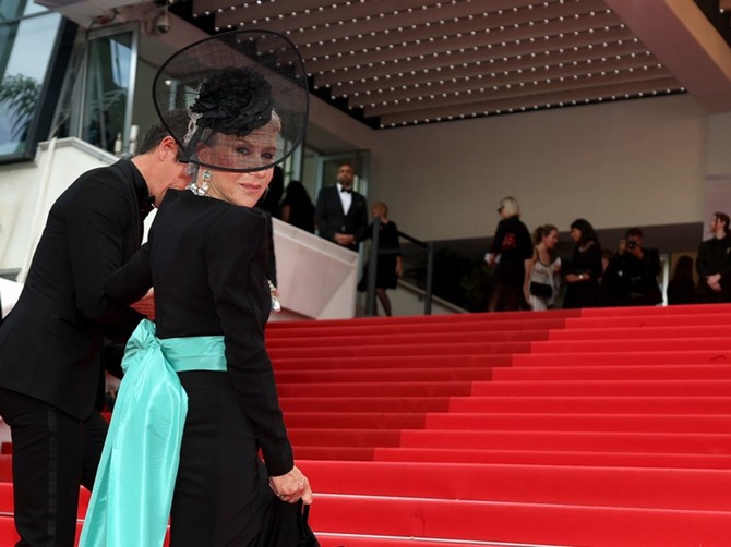 Helen Miren