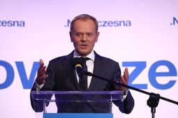 Tusk: Tylko zjednoczeni możemy położyć kres łajdactwu