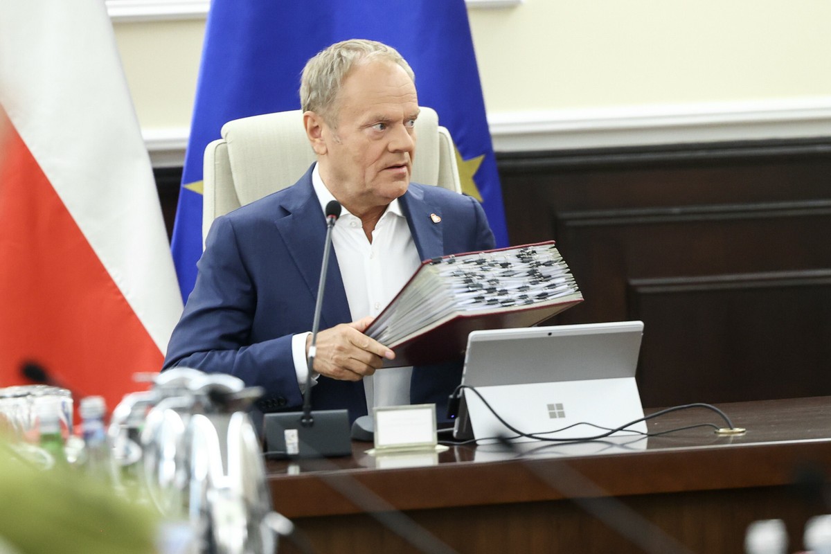 Kto wygrałby wybory? Walka idzie na żyletki [SONDAŻ]