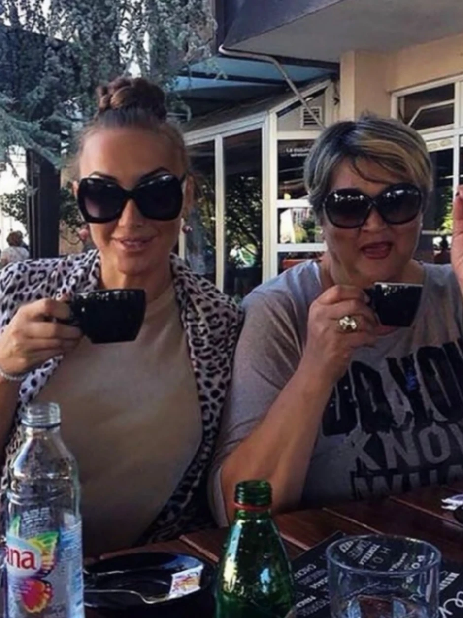 Goga Sekulić sa majkom