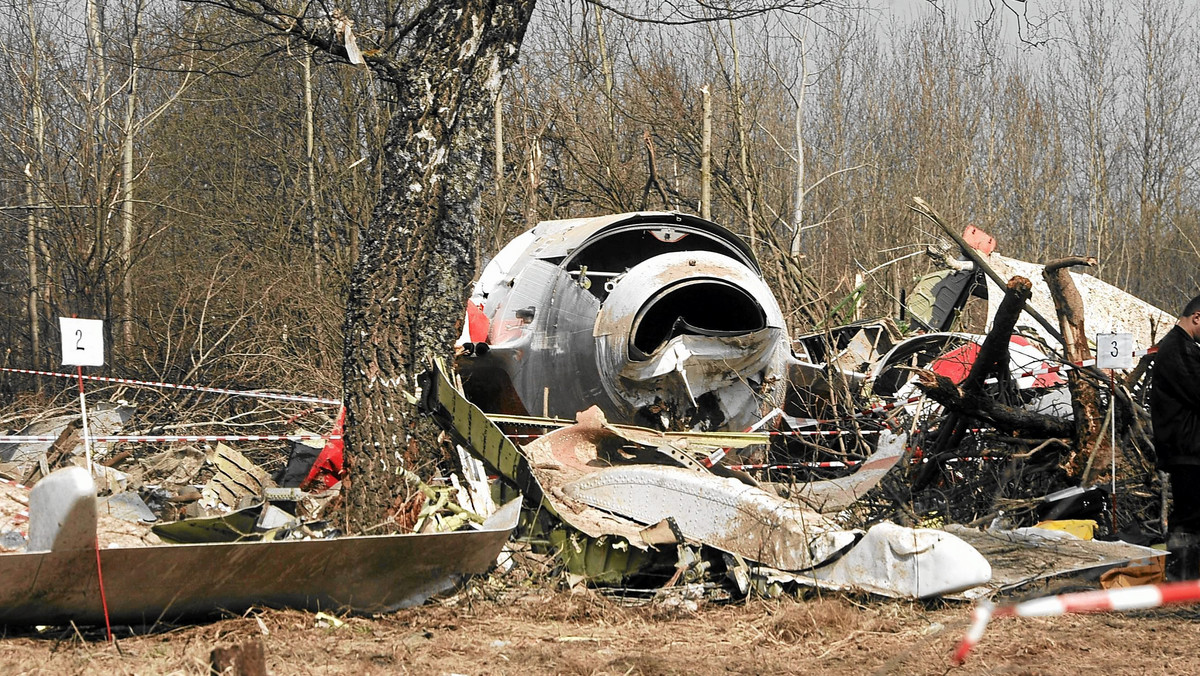 Bezpodstawne są zarzuty formułowane pod adresem opinii, która nie wykazała śladów materiałów wybuchowych w próbkach z wraku Tu-154M - poinformowała Naczelna Prokuratura Wojskowa, opierając się na otrzymanym wczoraj stanowisku biegłych.