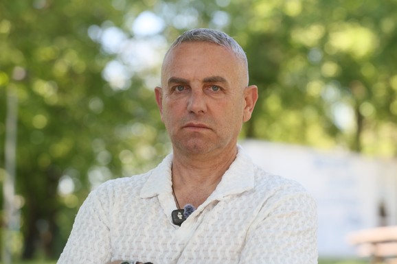 (VIDEO)"MOJE GLUPOSTI SU JE OJAČALE" Ivan Gavrilović se od ljubavnice vratio ženi i za sve krivi rijaliti, a evo šta kaže o povratku bivše devojke Marije Milošević u Srbiju