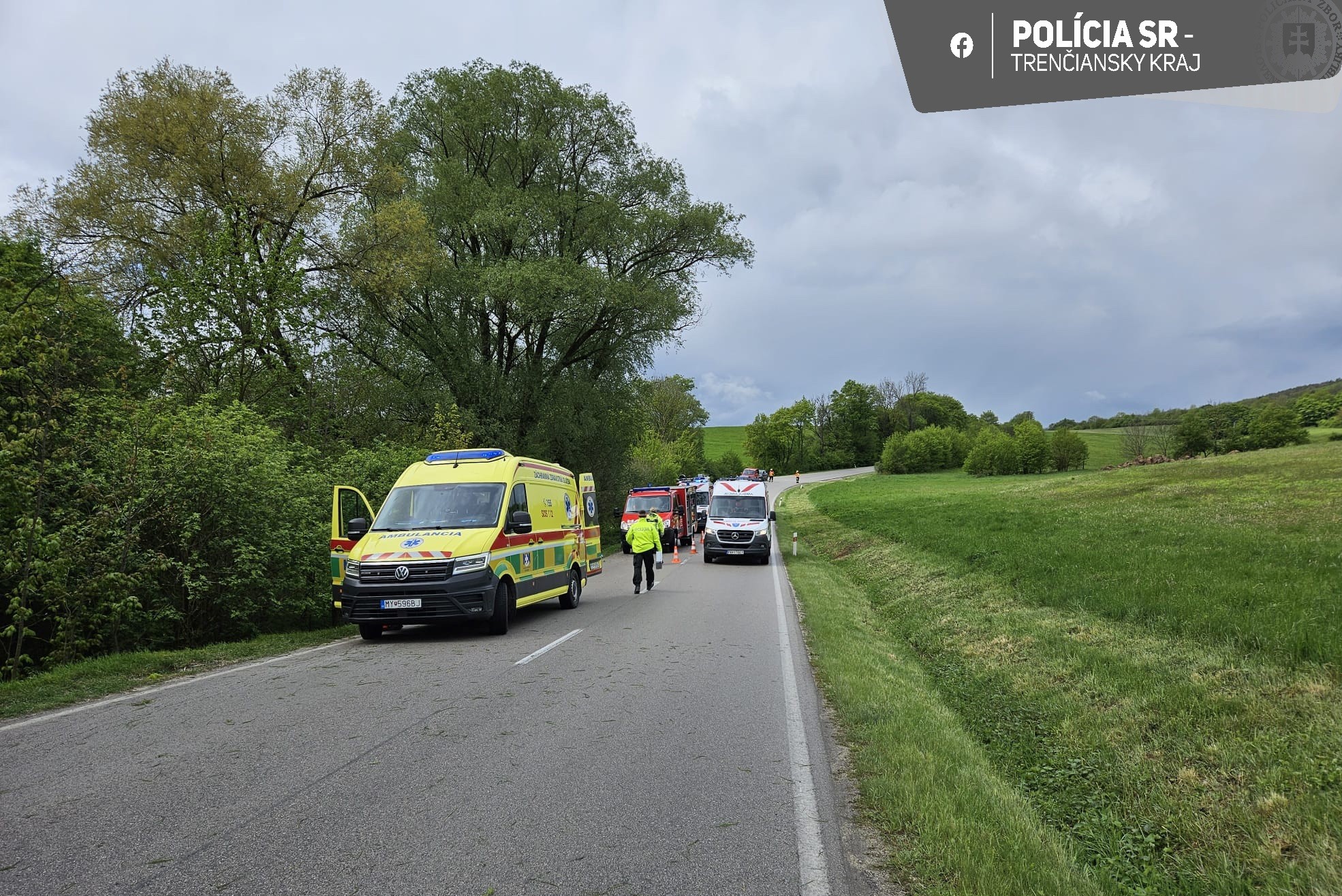 Na jednej ceste sa stali počas dňa až dve dopravené nehody.