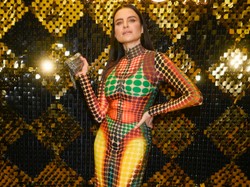 "Pięknie rozebrana". Joanna Horodyńska oryginalnie pożegnała stary rok i zachwyciła internautów [FOTO]