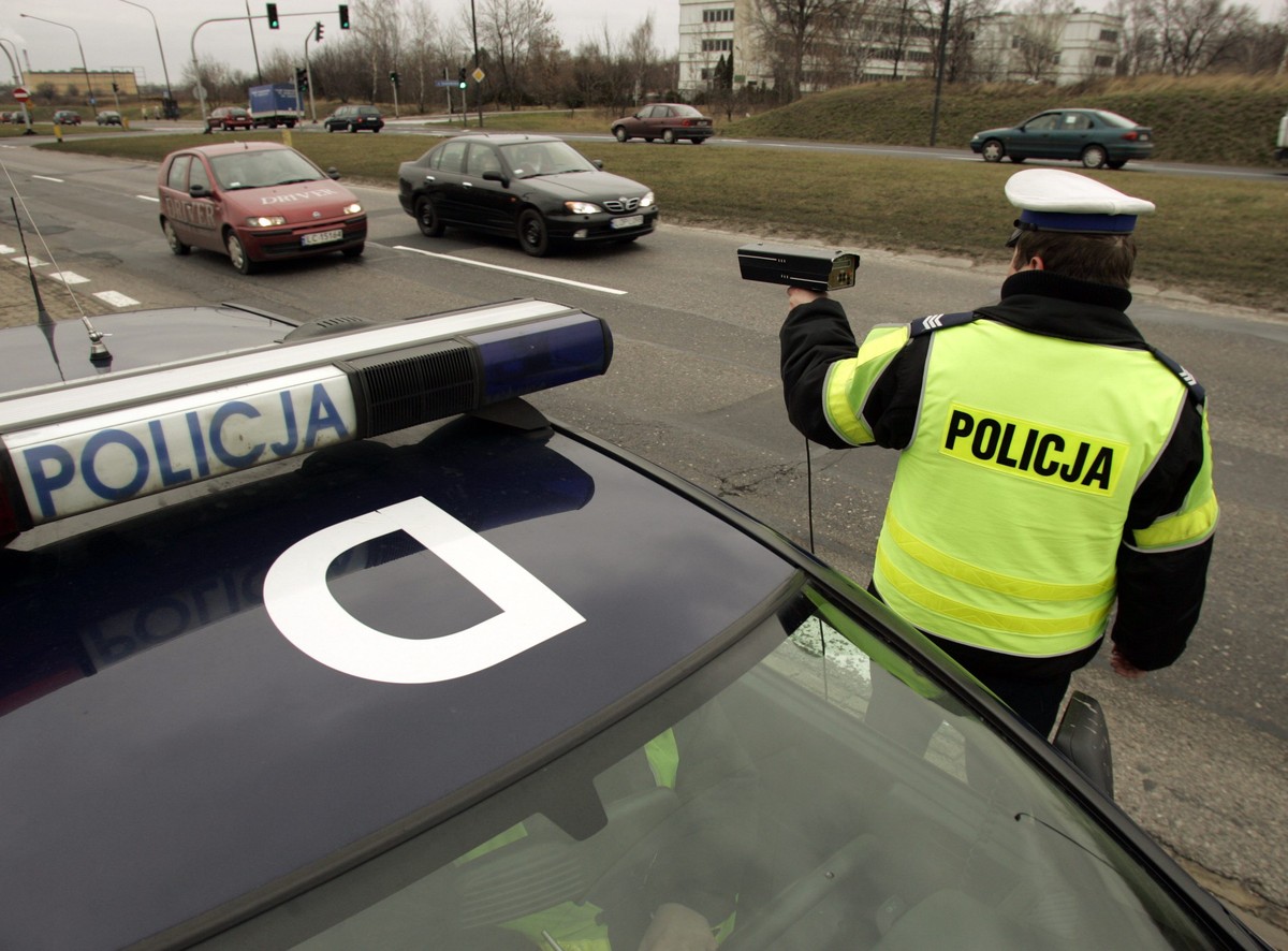 Bunt w policji, nie dostaniesz mandatu. "Koledzy sami się organizują"
