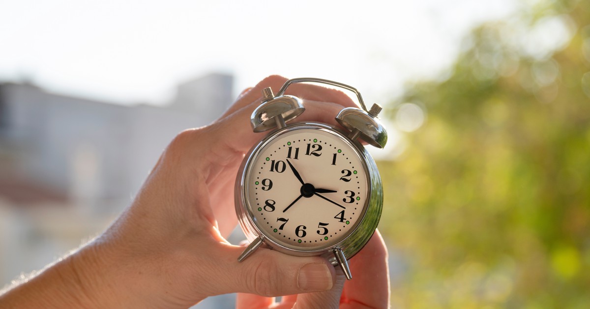 Zmiana czasu 2026. Kiedy przestawiamy zegarki? Sprawdź daty. Czy to będzie ostatnia zmiana czasu w Polsce?