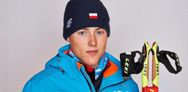 <b>KOMBINACJA NORWESKA</b>
<br>
<br>
Adam Cie­ślar bę­dzie re­pre­zen­to­wał w Soczi kom­bi­na­cję nor­we­ską jako jedyny Polak.