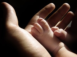 Obecność ojca przy porodzie wróży rozwód