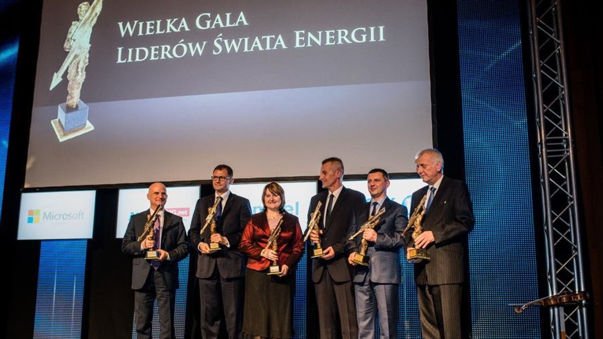 Fundacja Orlen - Dar Serca została laureatem konkursu "Liderzy Świata Energii"  w kategorii Społeczna Odpowiedzialność Biznesu za realizację ogólnopolskiego programu stypendialnego "Mistrzowie Chemii".