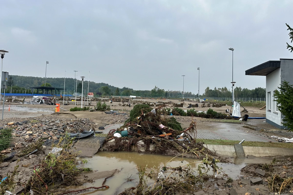  Zablokowane drogi krajowe w pięciu miejscach po powodziach. Gdzie są największe problemy?