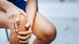 Co jest przyczyną bólu kolana po wewnętrznej stronie?