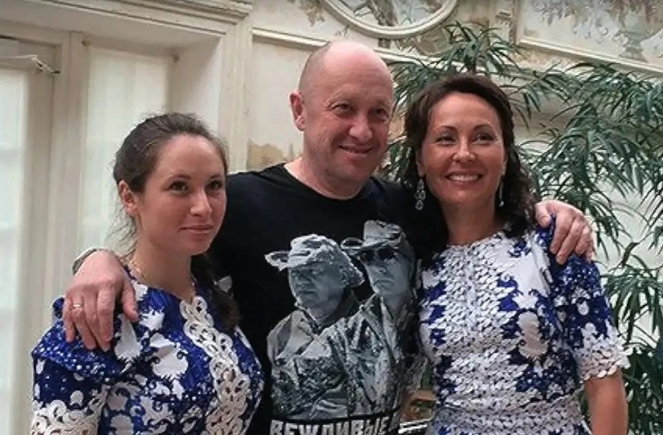 Jevgenij Prigožin sa ženom i ćerkom Polinom