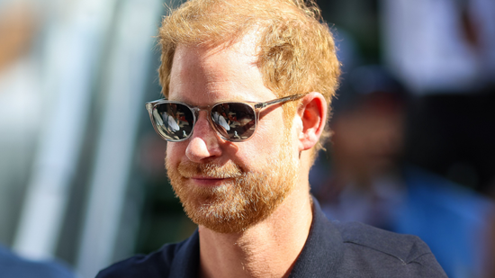 Öt hónap után tért vissza Angliába Harry herceg: megindító, hova vezetett legelső útja