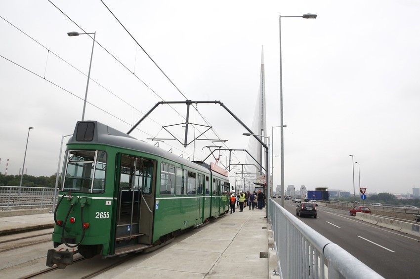 "Švajcarac" prvi prošao preko mosta