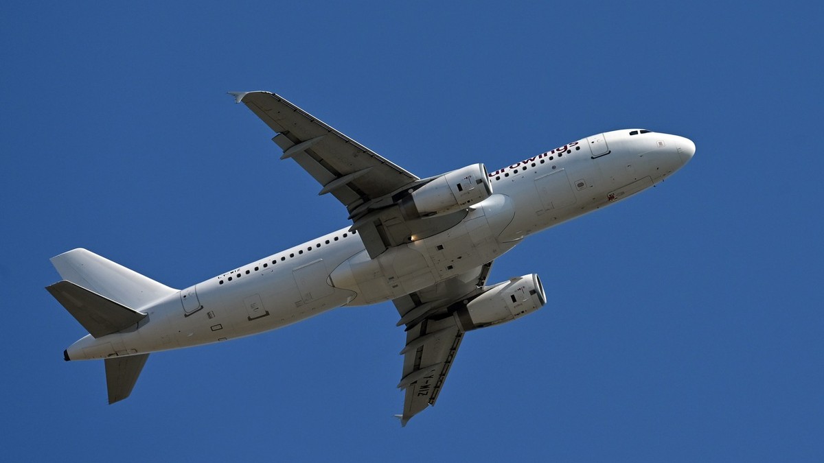 Avion "Jurovingsa"