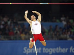 Polak skoczył najwyżej