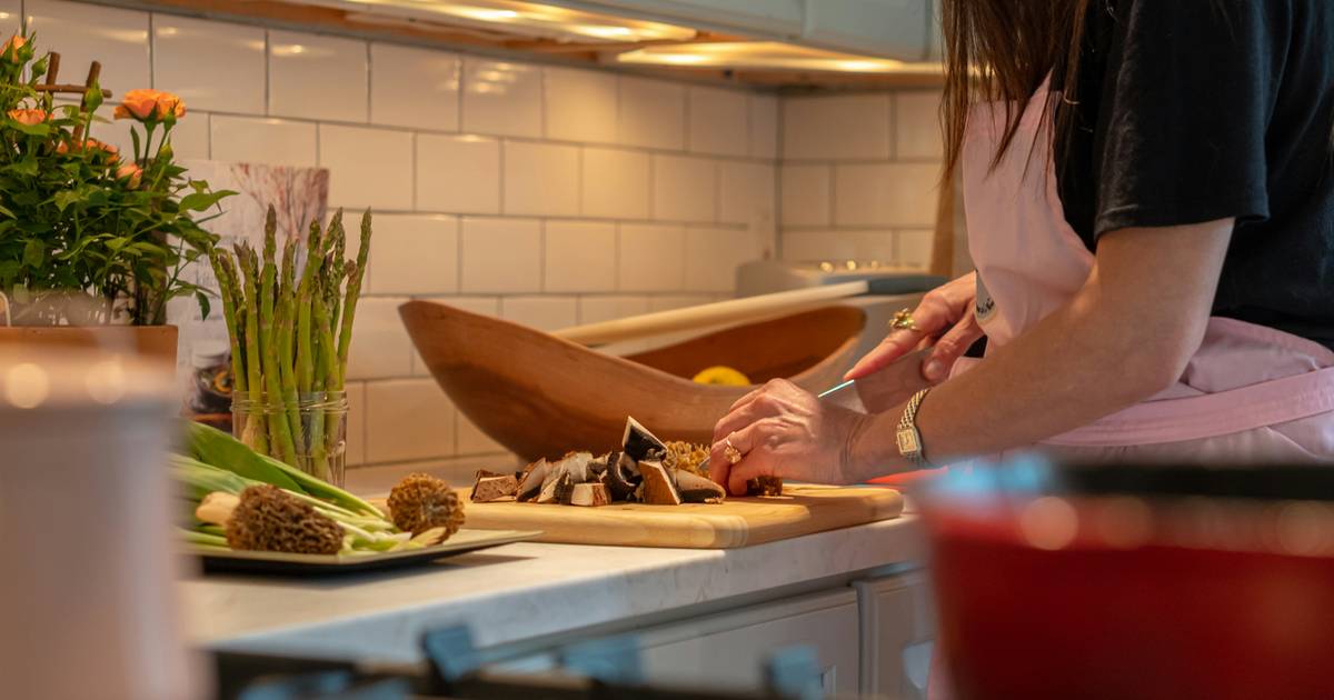 Obowiązek czy przyjemność? Polki gotują, bo muszą, a Polacy, bo lubią