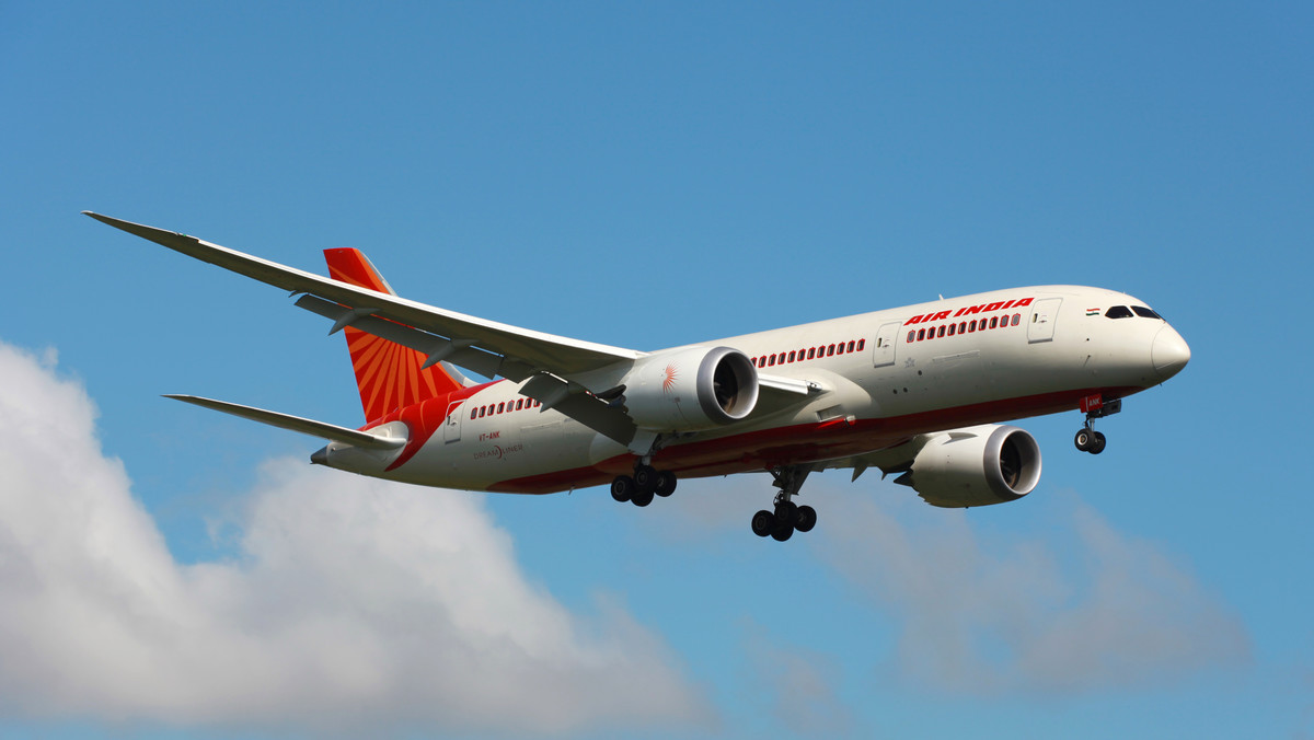 Linie lotnicze Air India zdecydowały się na wydzielenie w samolotach specjalnej strefy dla samotnie podróżujących kobiet. Ma to zapobiegać molestowaniu przez współpasażerów.