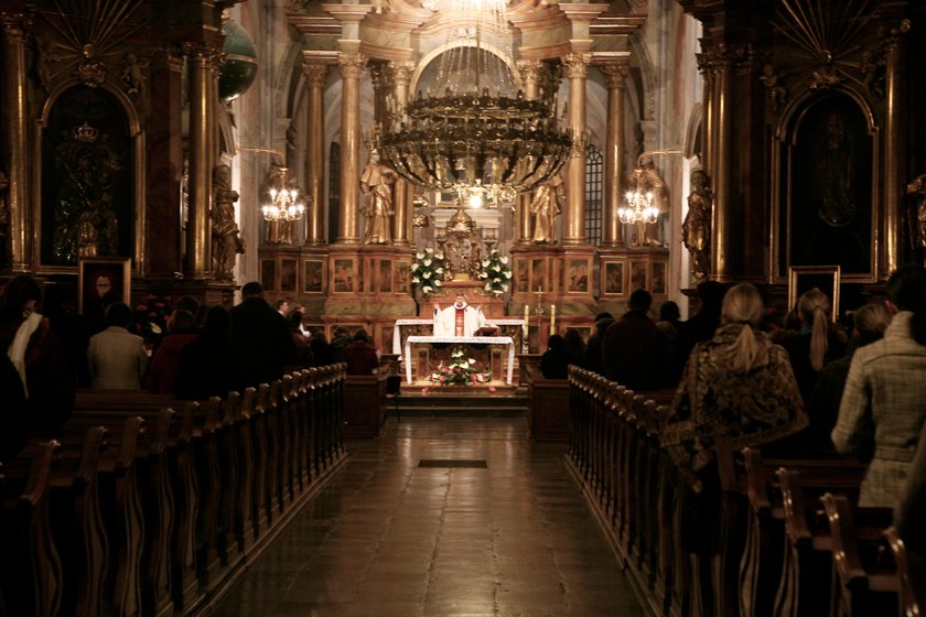 Tysiące Polaków odejdą z Kościoła?