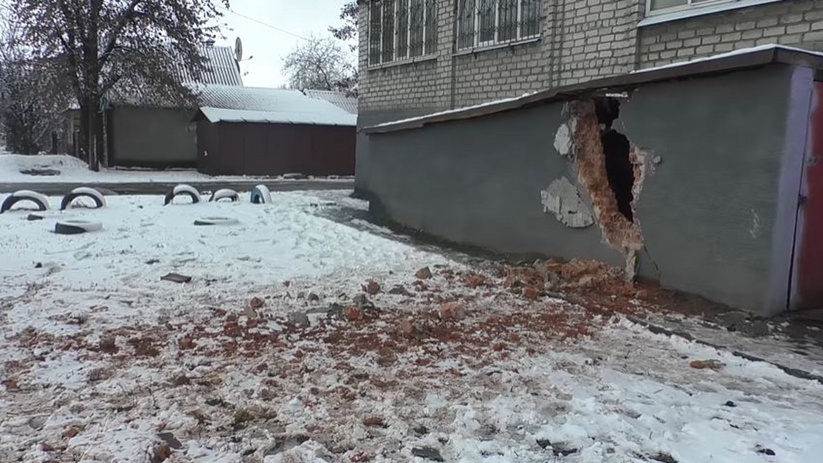 Ukraina: wojska rosyjskie ostrzelały Pokrowsk bombami kasetowymi