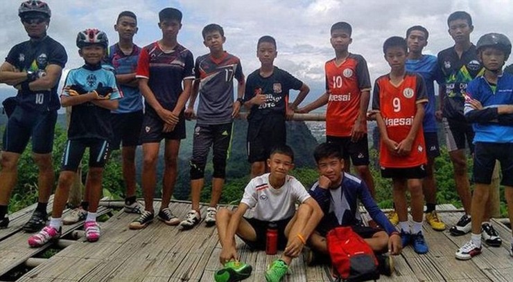   Thailand, boys, cave 