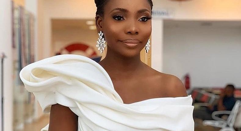 Bidemi Zakariyau's gown is the talk of the town [Credit: Instagram/ BellaNaijaWeddings]