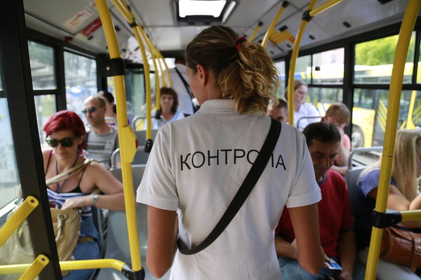 Nekad u prslucima, nekad u majicama