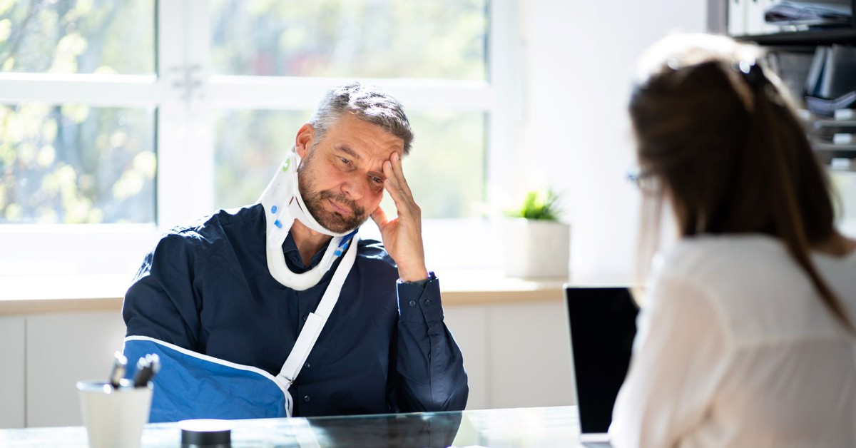 Renta chorobowa 2025 - ile wynosi? Komu przysługuje? Czy na rencie chorobowej można pracować?