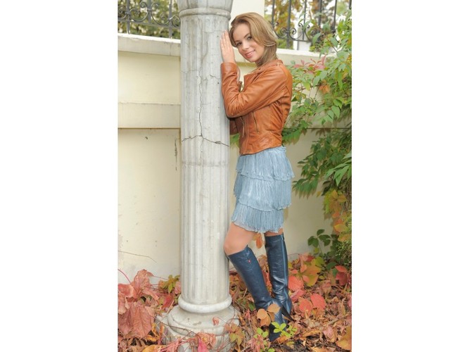 Izabela Janachowska  'w jesiennej sesji'.